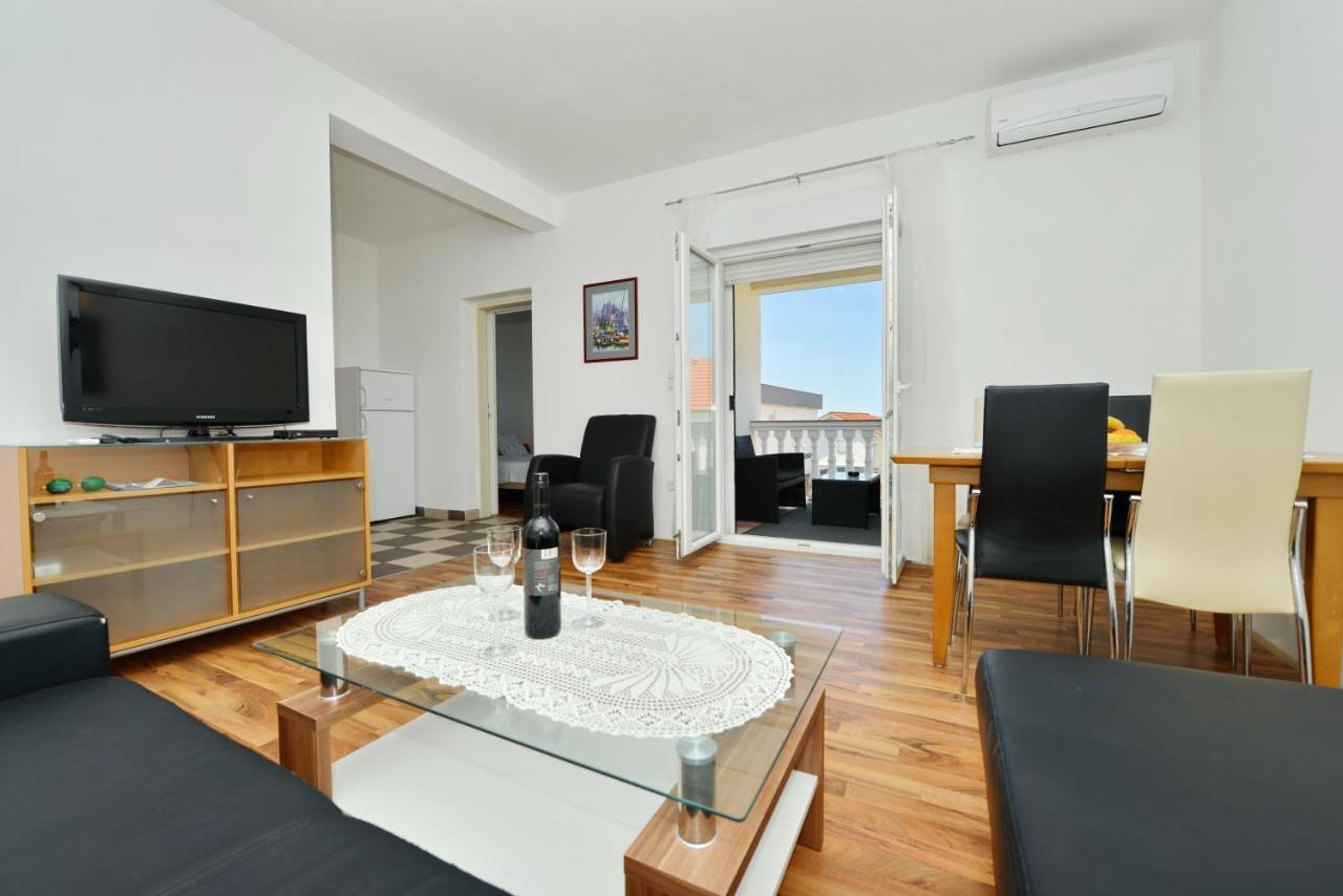 Apartmani L&R Bibinje Eksteriør bilde
