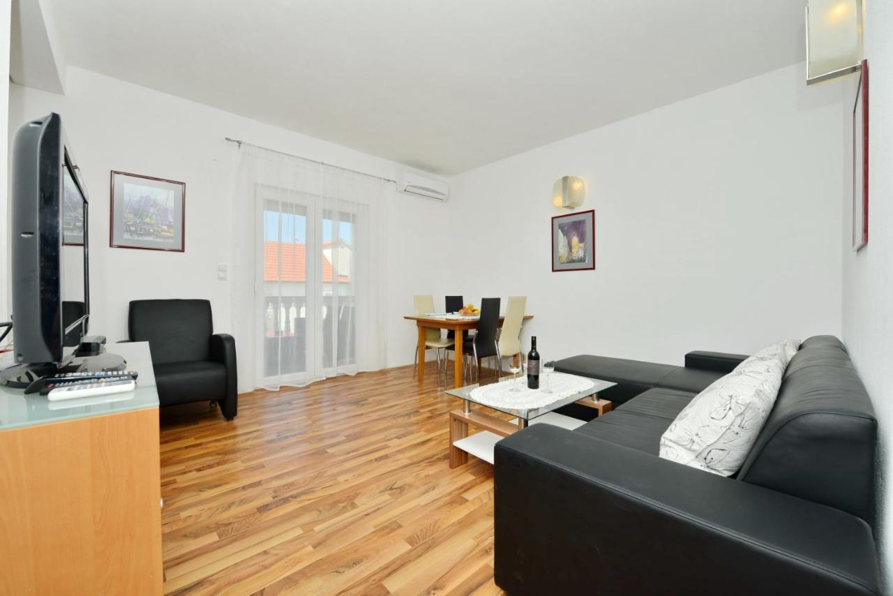 Apartmani L&R Bibinje Eksteriør bilde